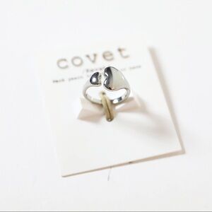 Covet silver-toned ring 2 hearts big and small metal 7.5 brand new jewelry love